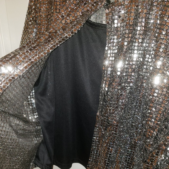 Ladies blouse - Picture 3 of 4